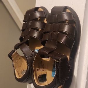Boys sandals, size 8